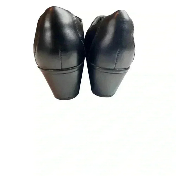 CLARKS CASUAL SLIP-ON WORK LOAFERS•SIZE 7•BLACK GENUINE LEATHER •GREAT C… - Picture 9 of 14